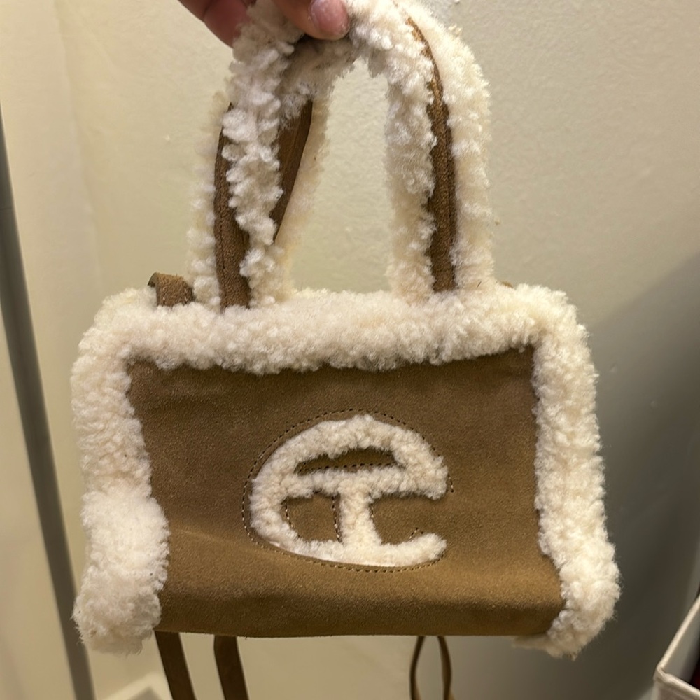 Telfar Ugg Bag , only worn ONCE .. Excellent condition with the Dust Bag